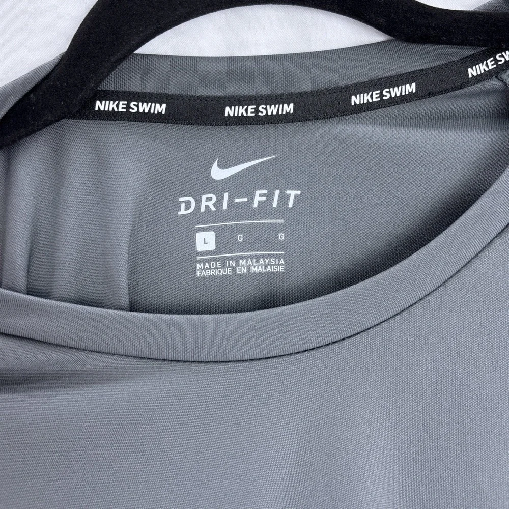 Nike Swim Dri FIT Gray Short Sleeve Rash‎ Guard UPF 40+ Men's Size Large